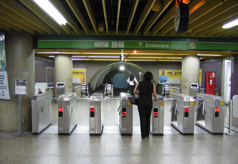 Cinco estações de metrô rondam a Vila Mariana