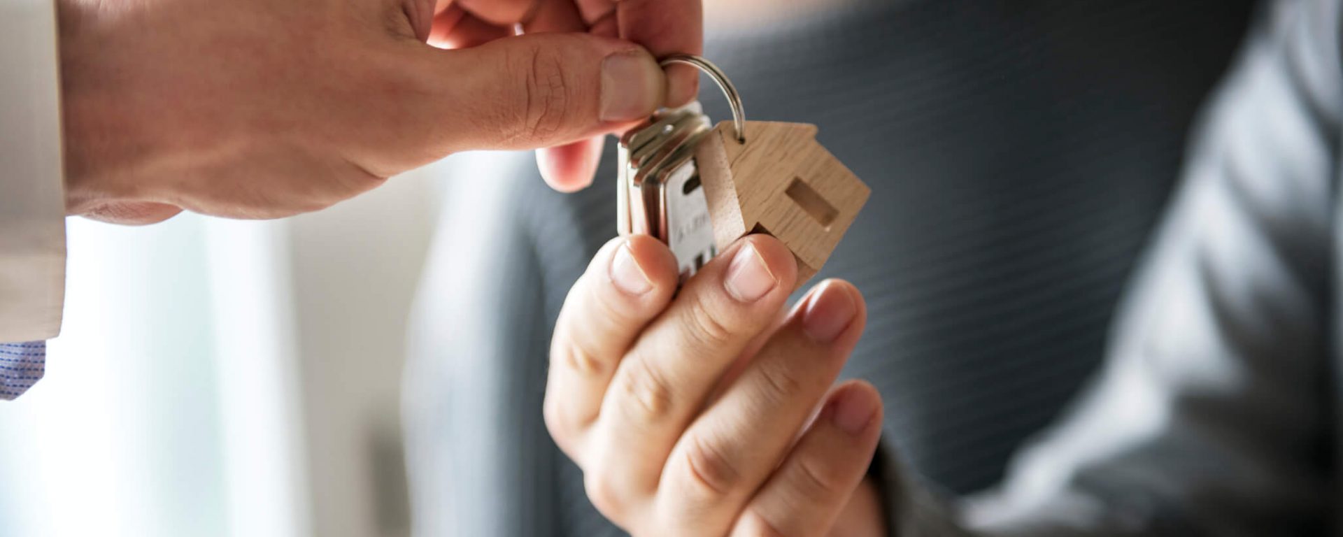 Avalista e Fiador Veja a diferença e saiba quando usar! Avalista e Fiador Veja a diferença e saiba quando usar!