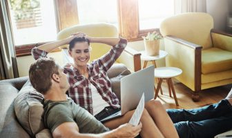 Afinal, como é possível viver de renda? Descubra! Como viver de renda