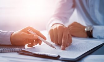 Afinal, como funciona um contrato de compra e venda? Entenda! contrato de compra e venda