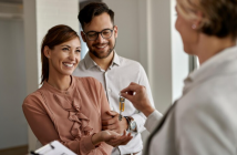 Descubra como financiar seu apartamento pelo Minha Casa Minha Vida. Requisitos, vantagens e uso do FGTS. Realize seu sonho da casa própria!