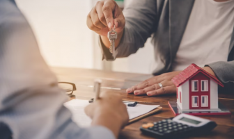 Como funciona o processo de inscrição no MCMV? Descubra com a Trisul como funciona o processo de inscrição no Minha Casa, Minha Vida e as diferentes faixas de renda que podem beneficiar você e sua família.