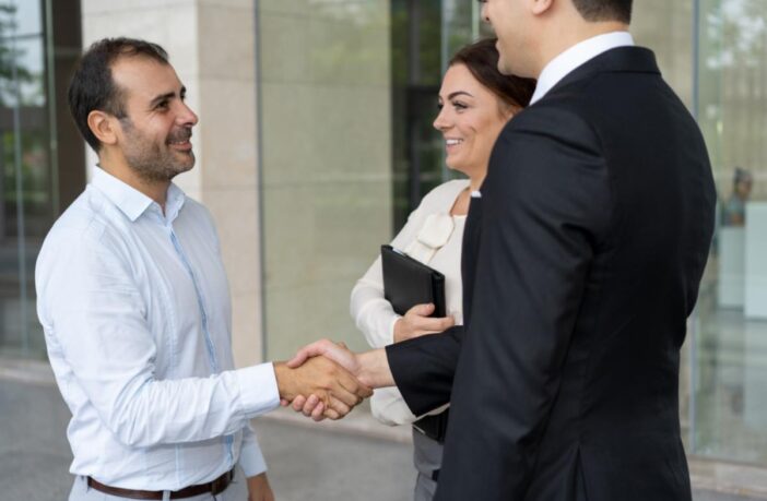 Investidor investindo em studio em Moema.